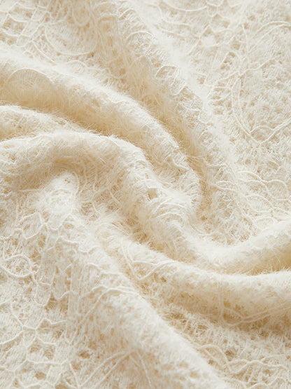 Çiçekli İçi Boş Örgü Yuvarlak Yaka Uzun Kollu Üst