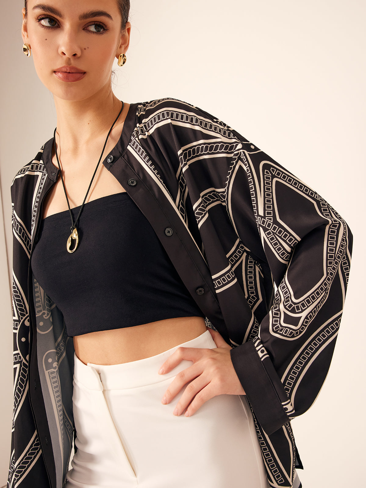 Bohem Baskılı Göğüslü Saten Gömlek