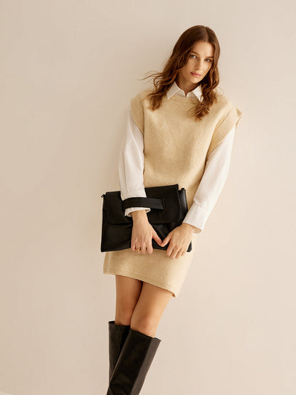 Büyük Kapasiteli Yumuşak Kapaklı El Çantası