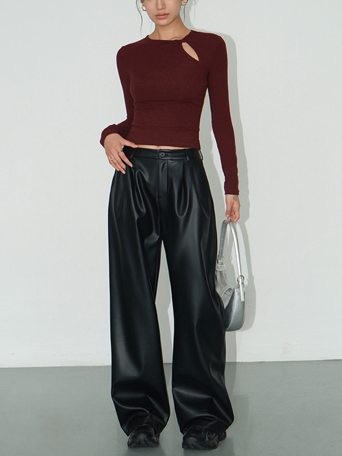 Düğümlü Kesimli İnce Tişört