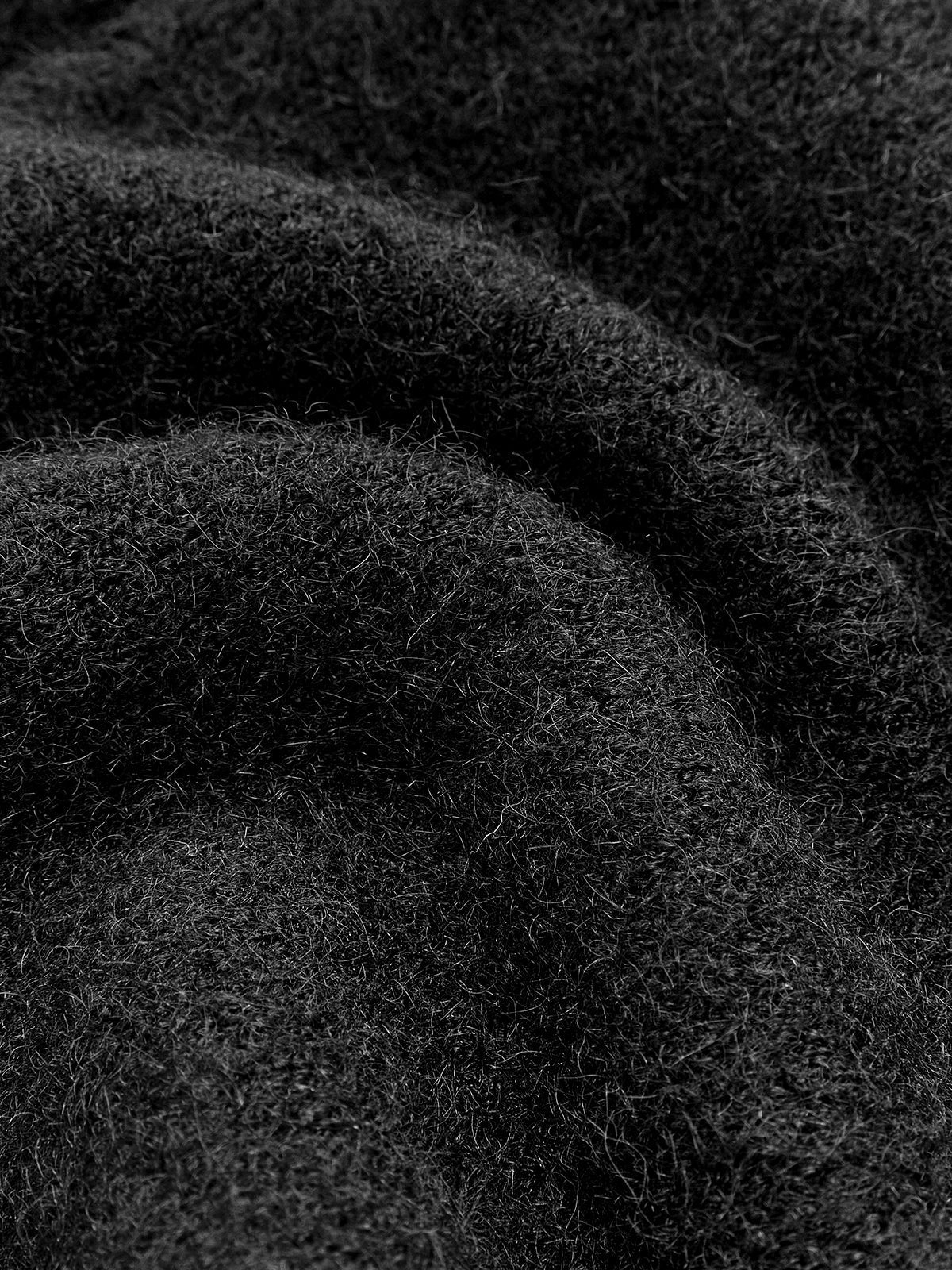 Kablo Örgülü Göğüslü Hırka