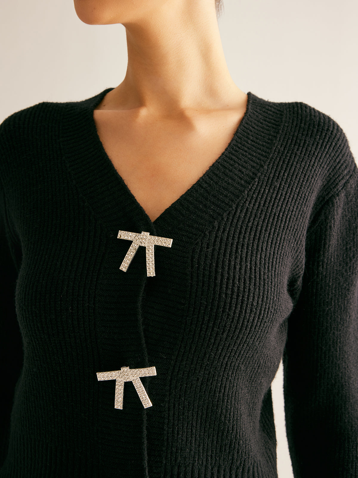 Kaburgalı Yapay Elmas Fiyonklu İnce Hırka