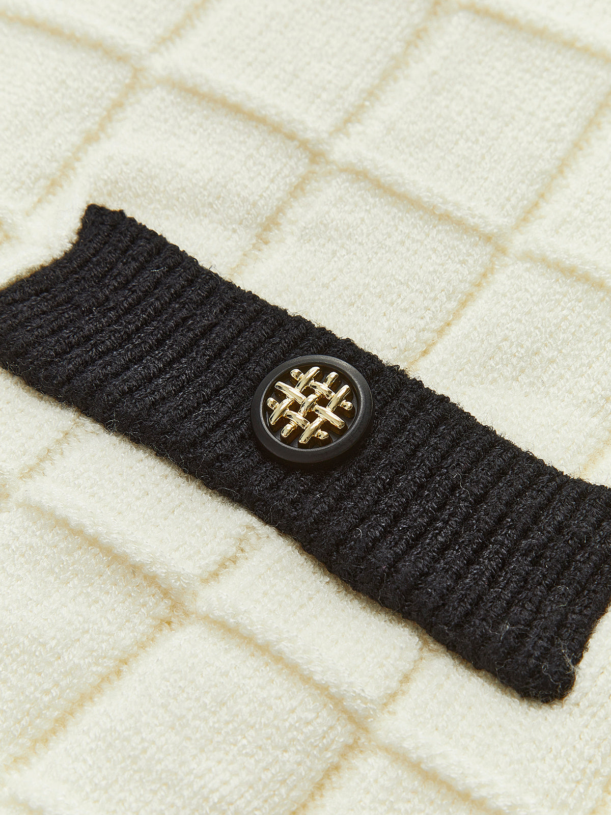 Kontrast Kenarlı Ekose Kazak