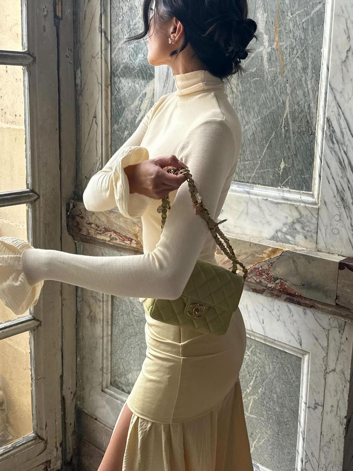 Balıkçı Yakalı Ribanalı Volanlı Kollu Tişört