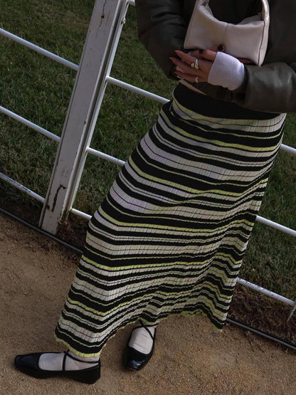 Çizgili Esnek Kazak Midi Etek