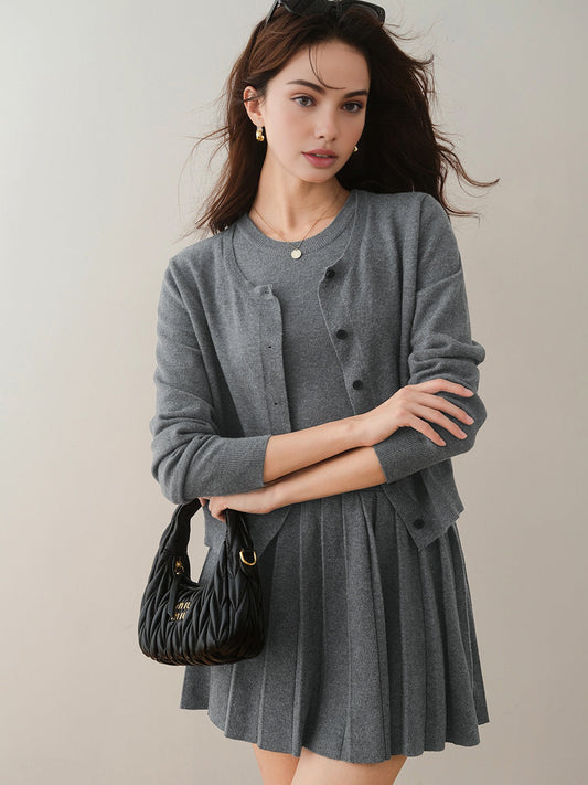 Yuvarlak Yaka Pileli Kemerli Etek Takımı