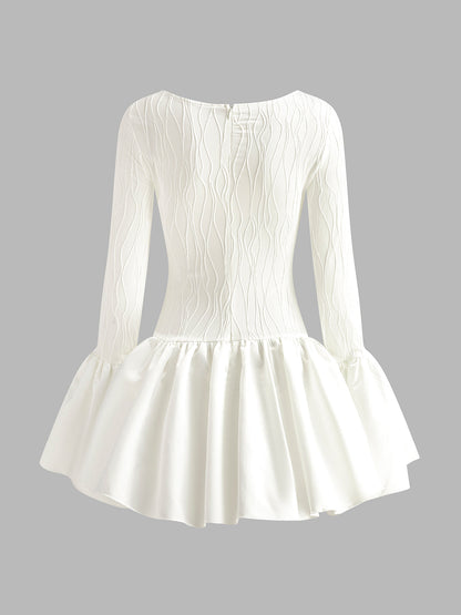 Kenarlı Pileli Fermuarlı Elbise