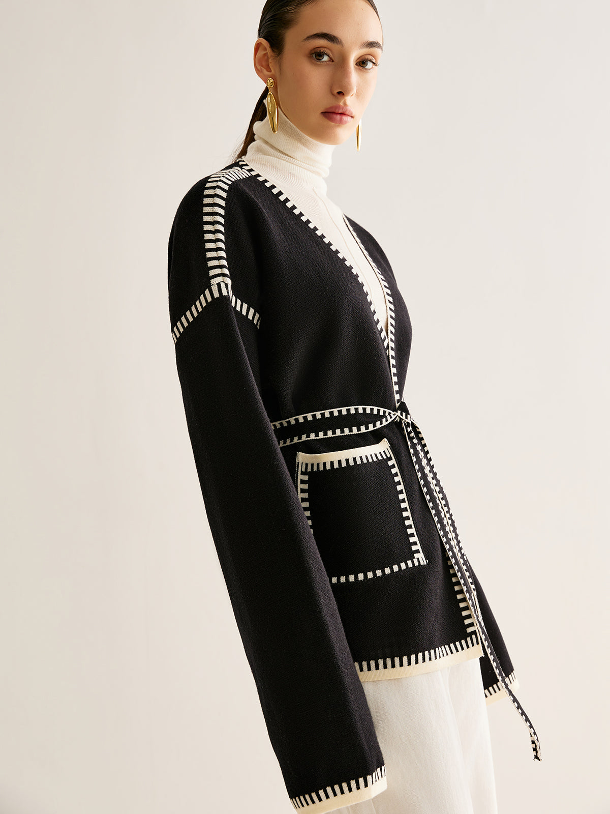 Kontrast Bağlamalı Kemerli Yırtık Hırka