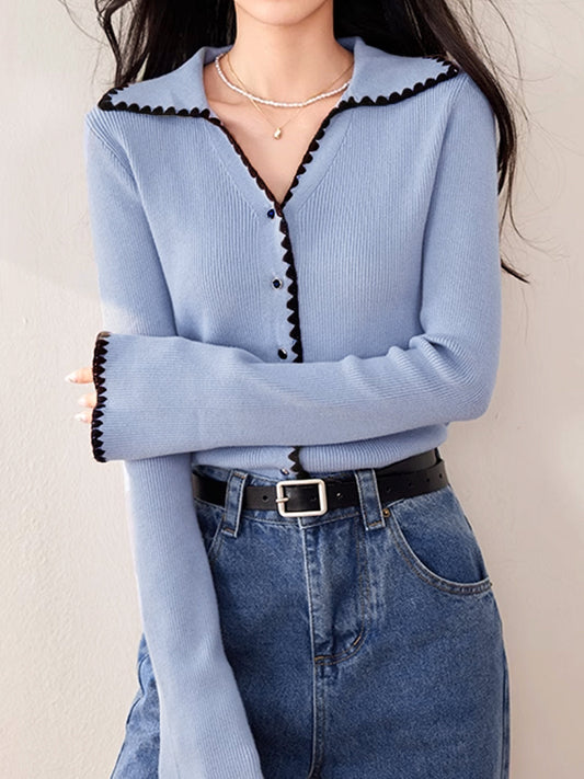 İşlemeli Yaka Hırka