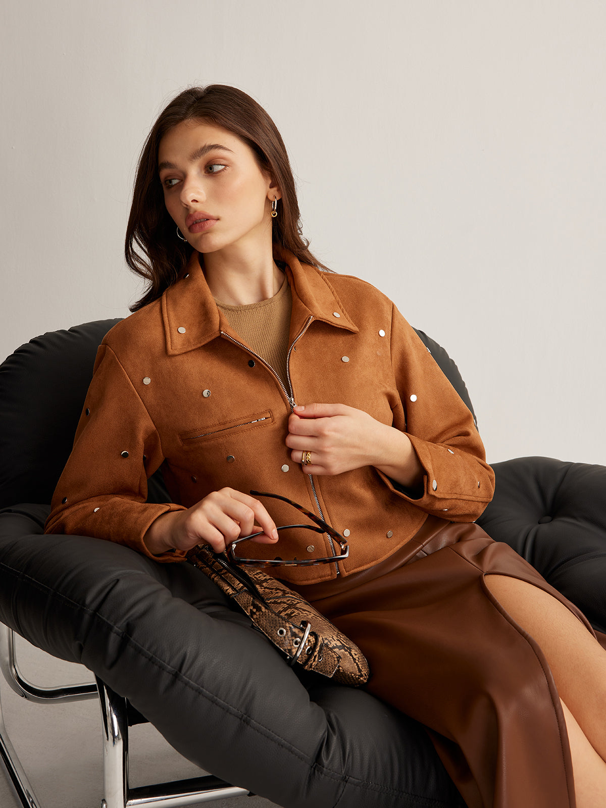 Çivili Fermuarlı Kısa Ceket