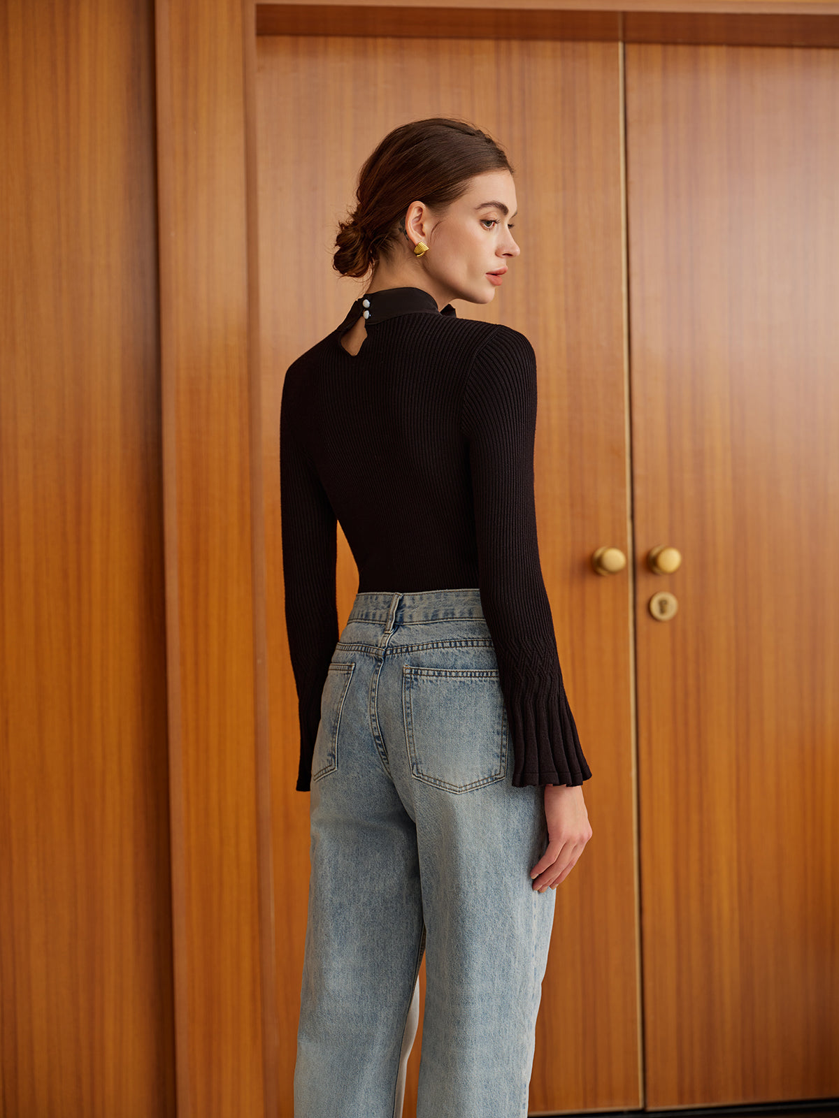 Fiyonklu Dekor Çan Kollu Örgü Üst