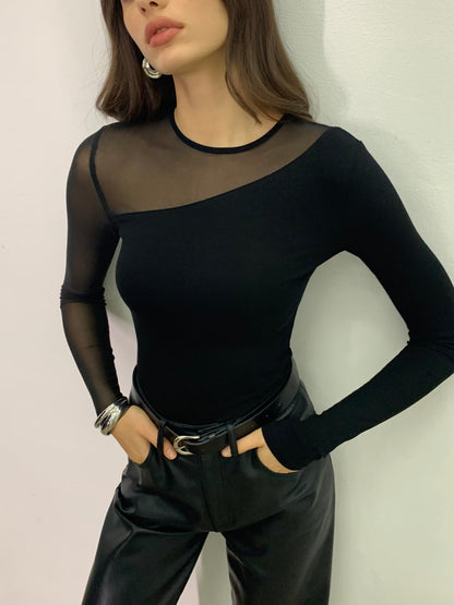 Asimetrik Şeffaf Panelli Jersey Üst