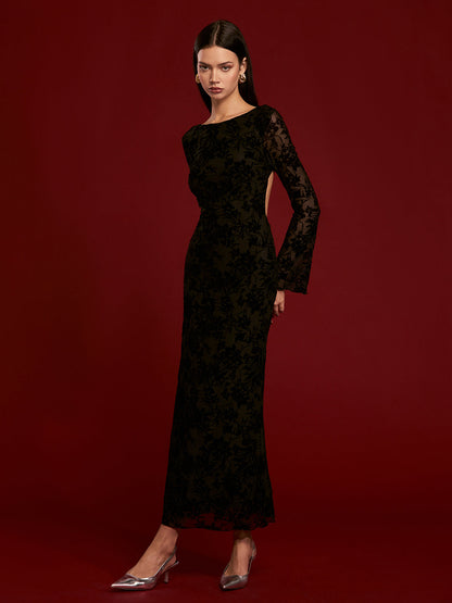 Sırtı Açık Kadife Elbise