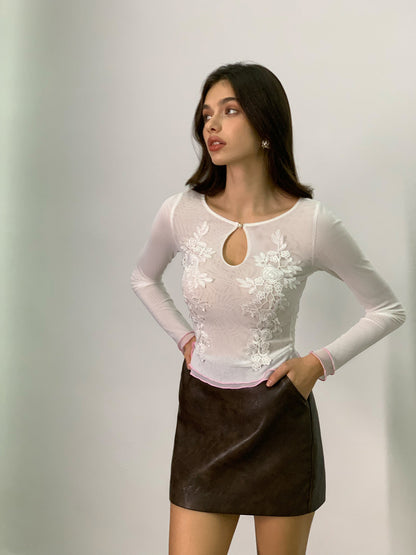 Yarı Şeffaf Anahtar Deliği Yaka Çiçekli File Tişört