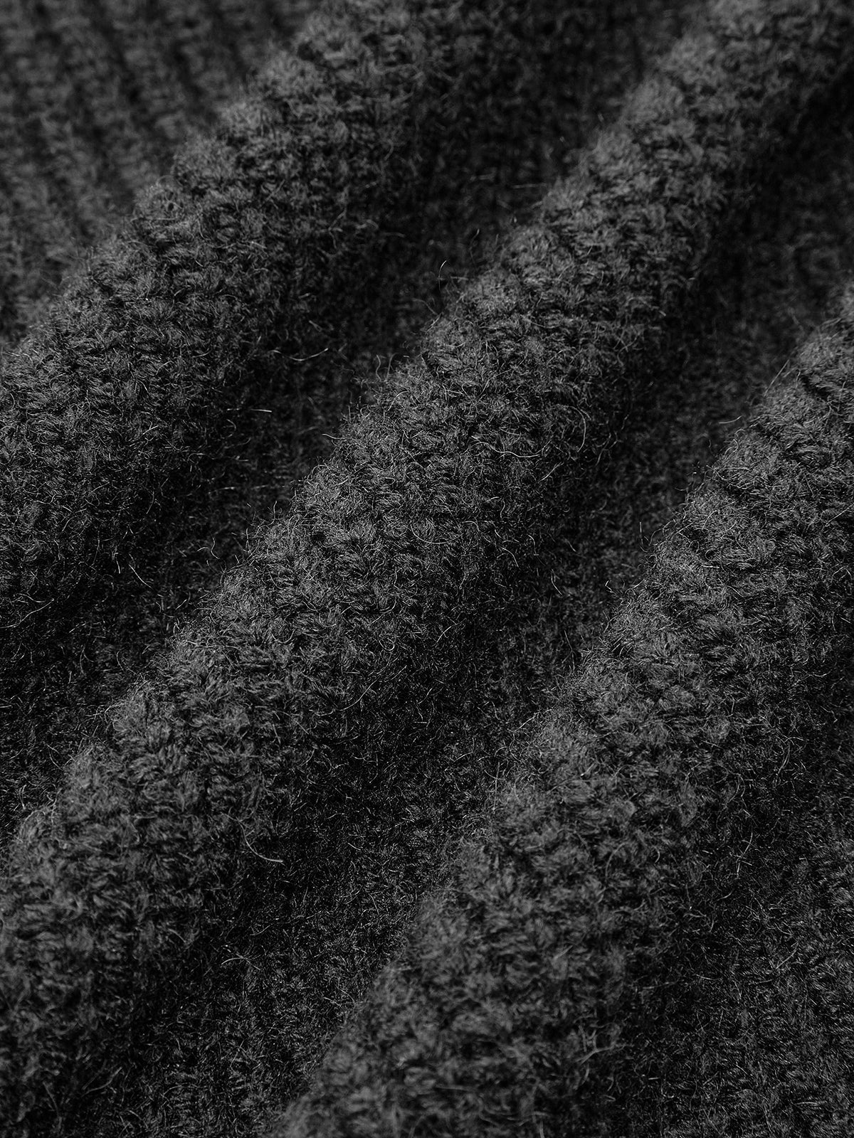 Kontrast Bağlama Düğmeli Kısa Hırka