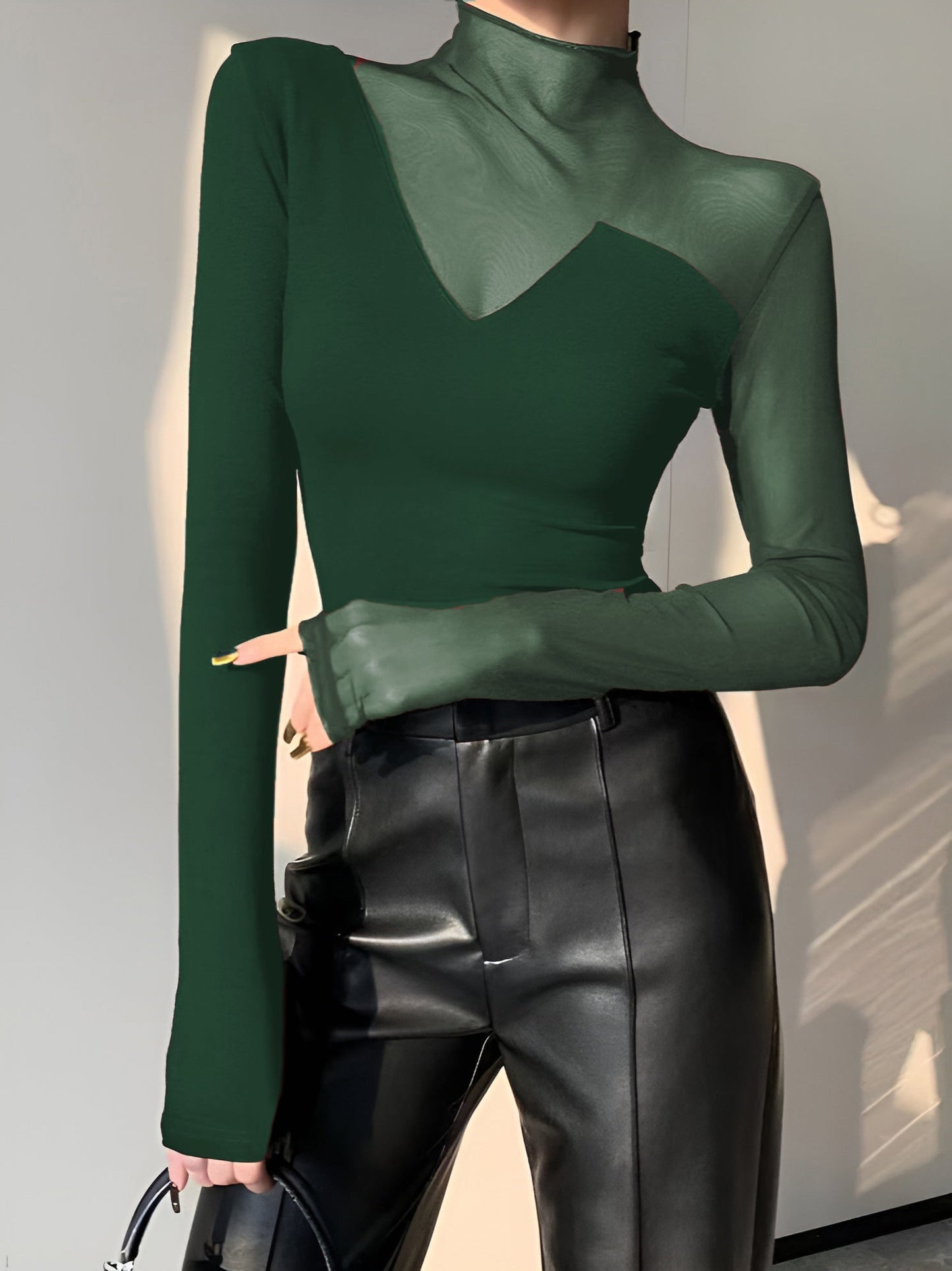 Asimetrik Şeffaf Örgü Panel Tişört