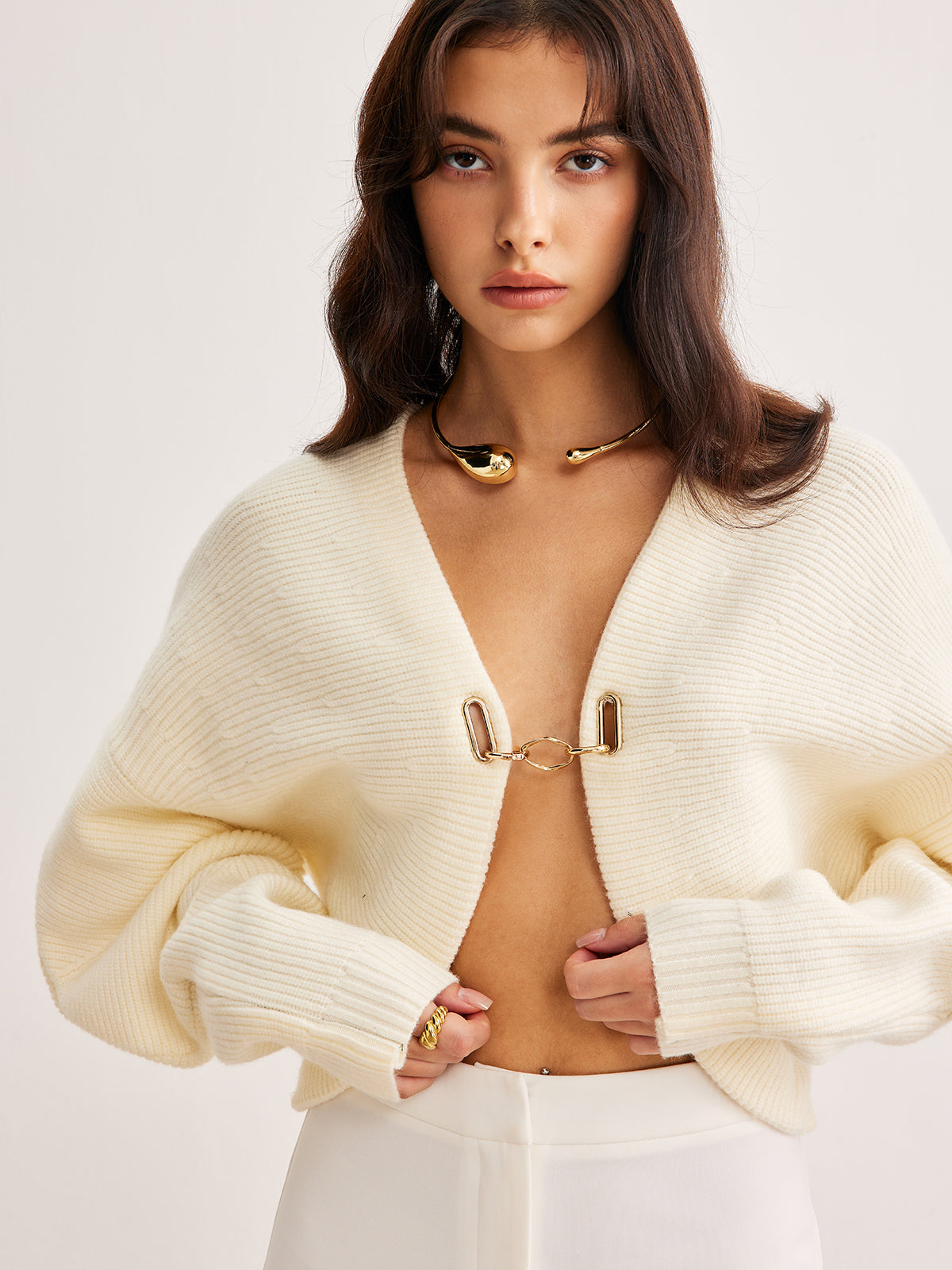 Koyun Paçası Kollu Metal Hırka