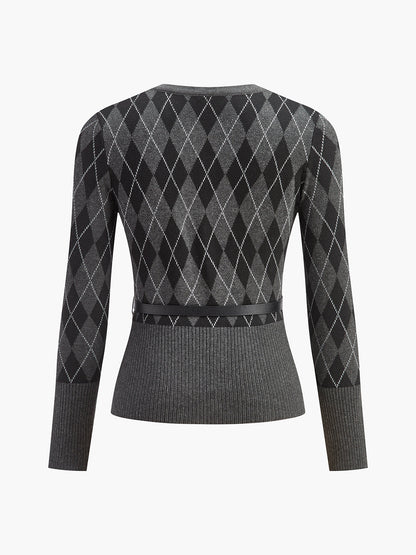 Eşkenar Dörtgen Desenli Kemerli Düğmeli Hırka