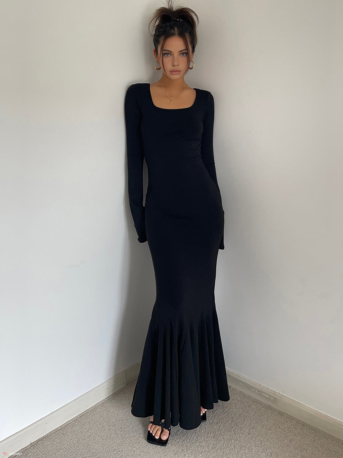 Volanlı İnce Örgü Uzun Elbise