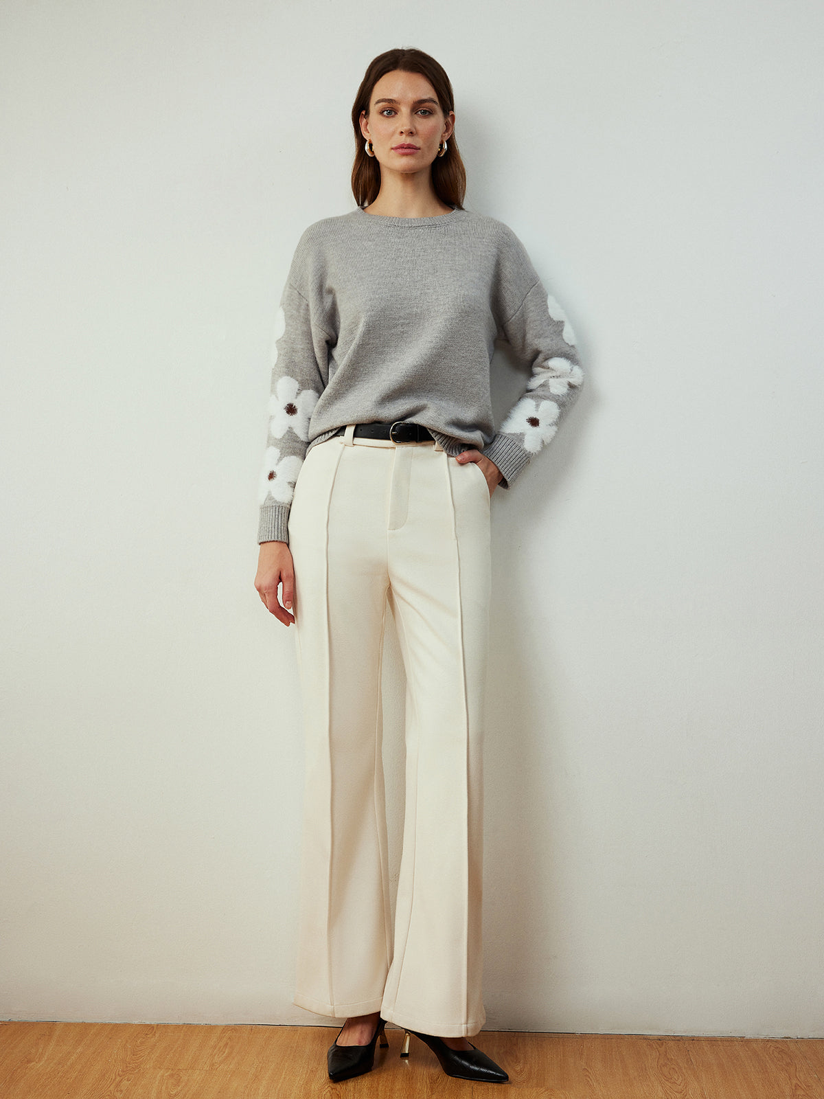 Jakarlı Çiçekli Örgü Üst