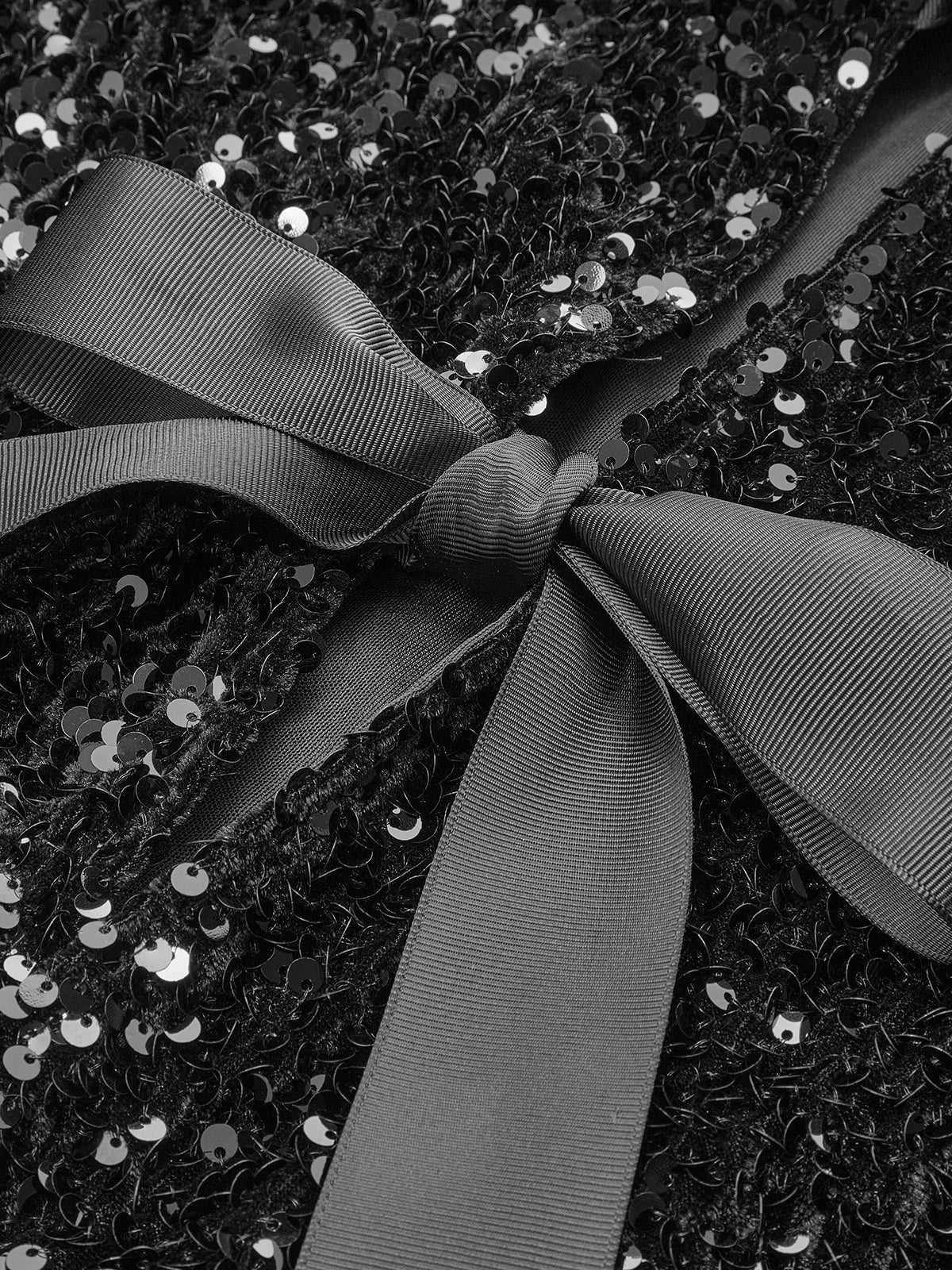 Payetli Kadife Fiyonklu Blazer