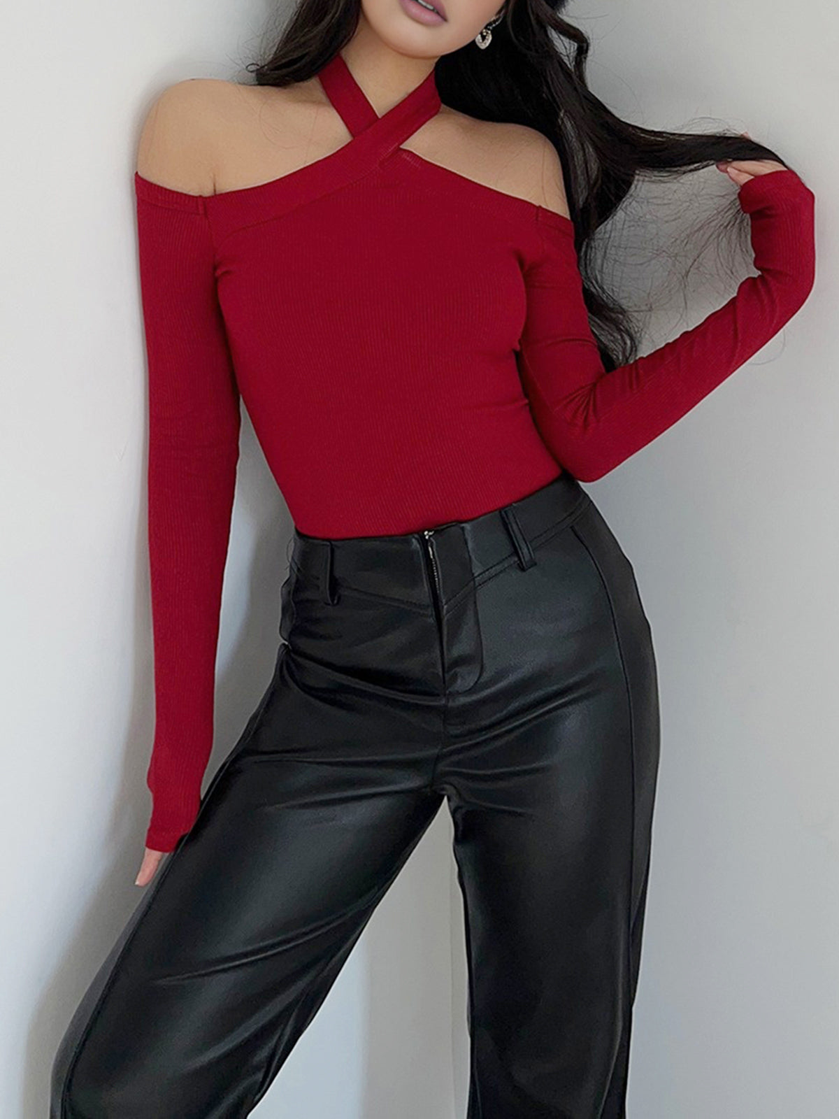 Criss Cross Soğuk Omuzlu Kaburgalı Üst