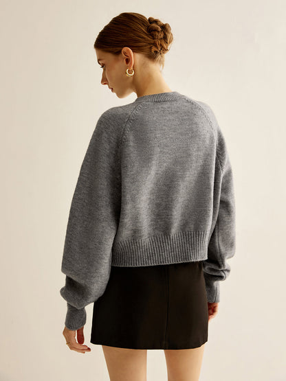 Yuvarlak Yakalı Göğüslü Hırka