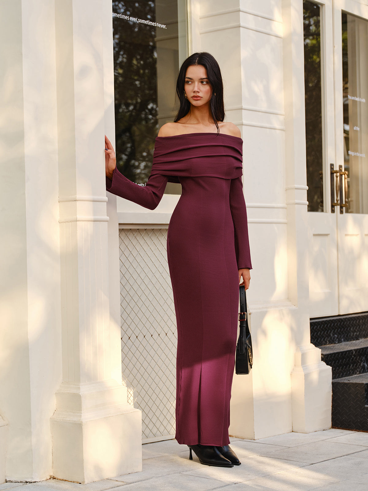 Omuzları Açık Kazak Dar Elbise