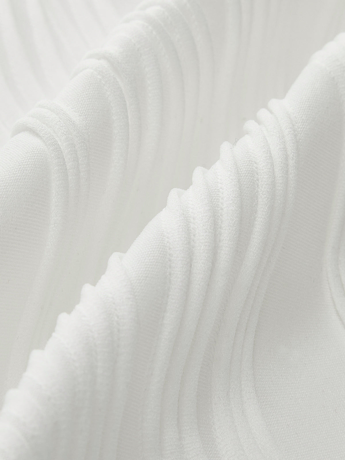 Kare Yakalı Kenarlı Kırpılmış Tişört