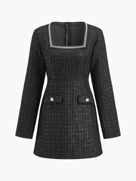 Kare Yaka Boncuklu Kısa Elbise