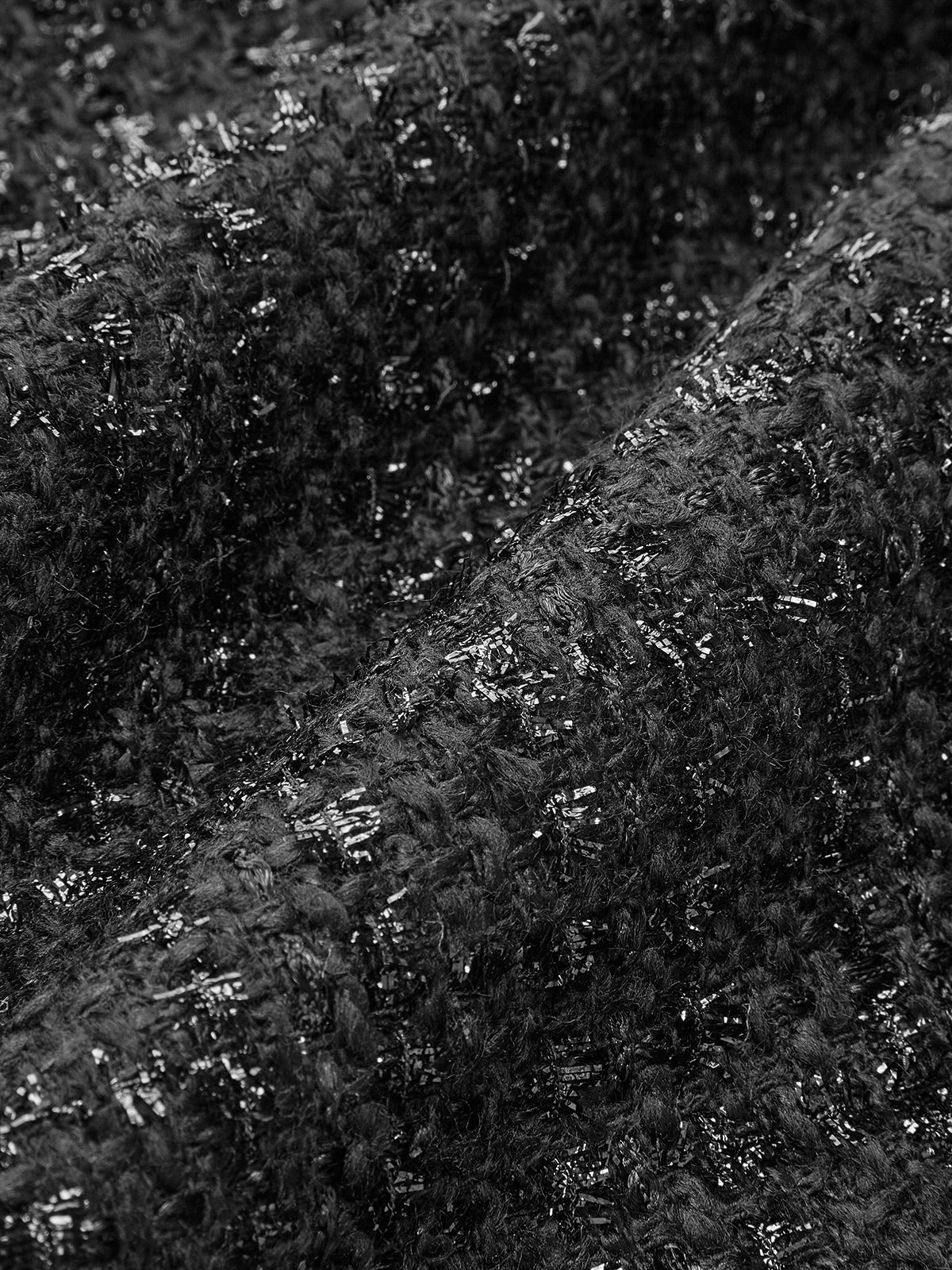 Kare Yaka Boncuklu Kısa Elbise