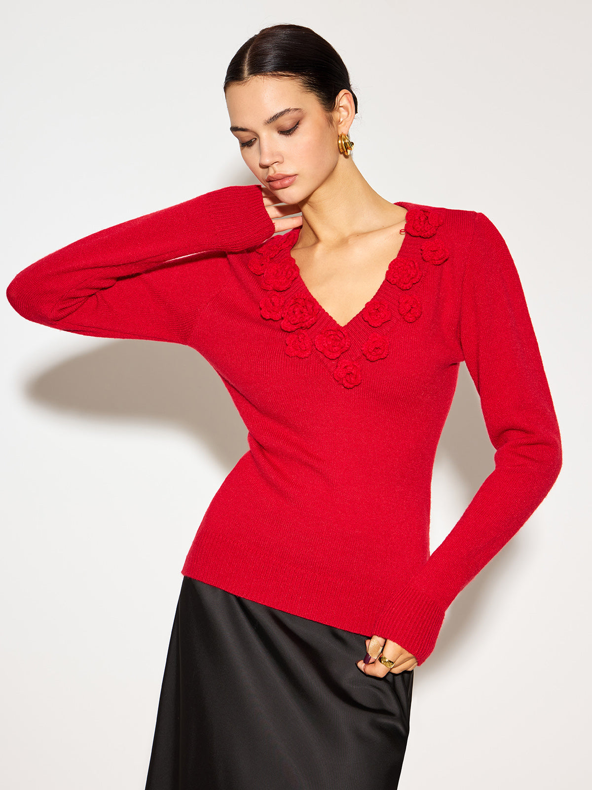 V Yaka 3D Çiçekli Dar Örgü Üst