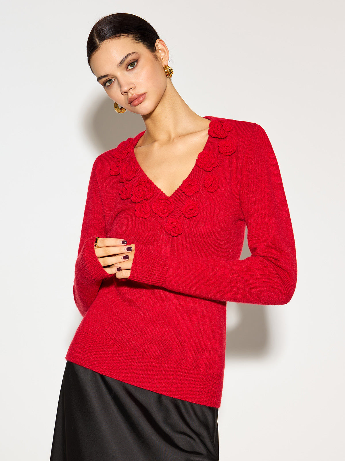 V Yaka 3D Çiçekli Dar Örgü Üst