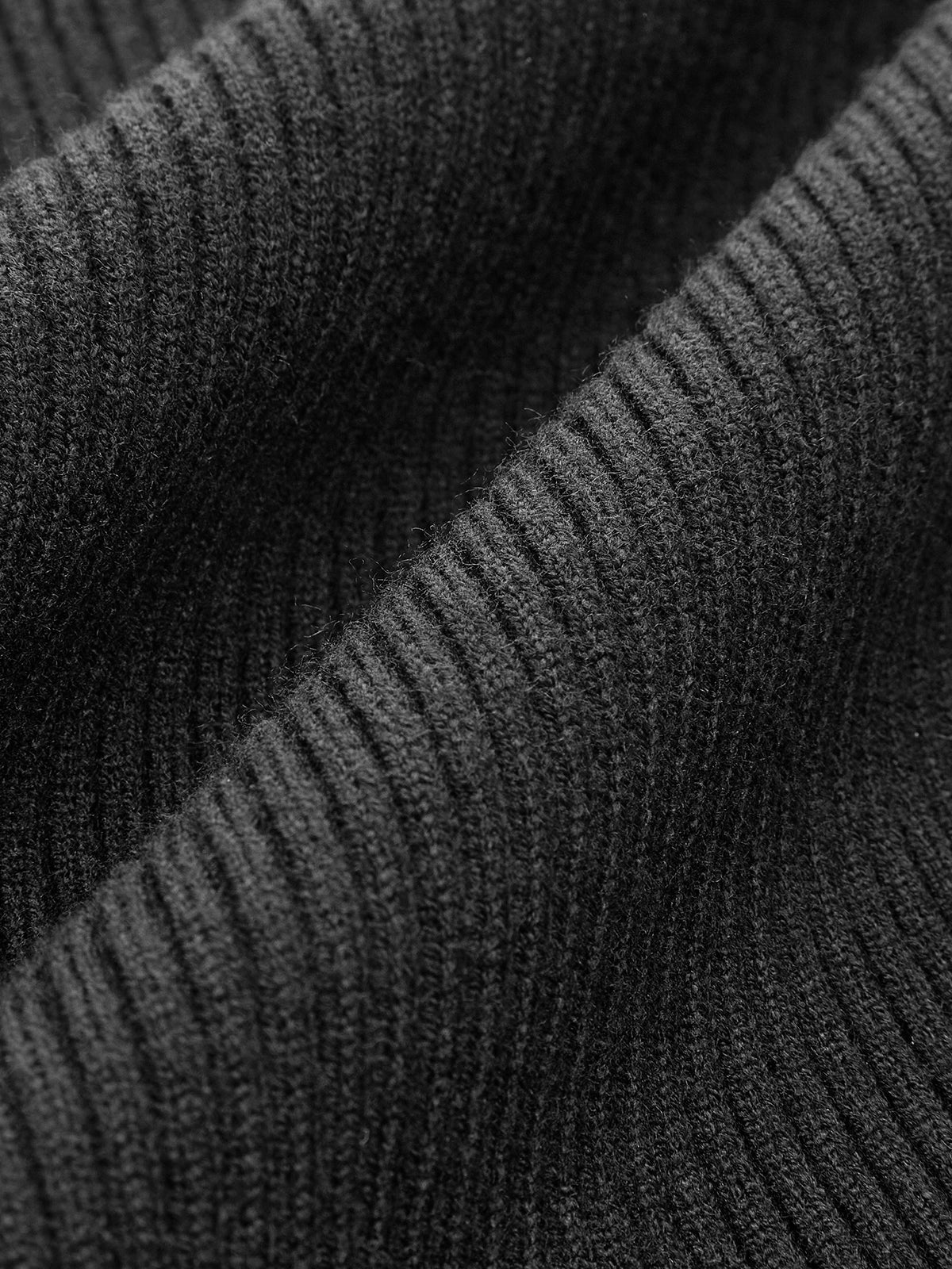 Kontrast Kesim Seksi Örgü Üst