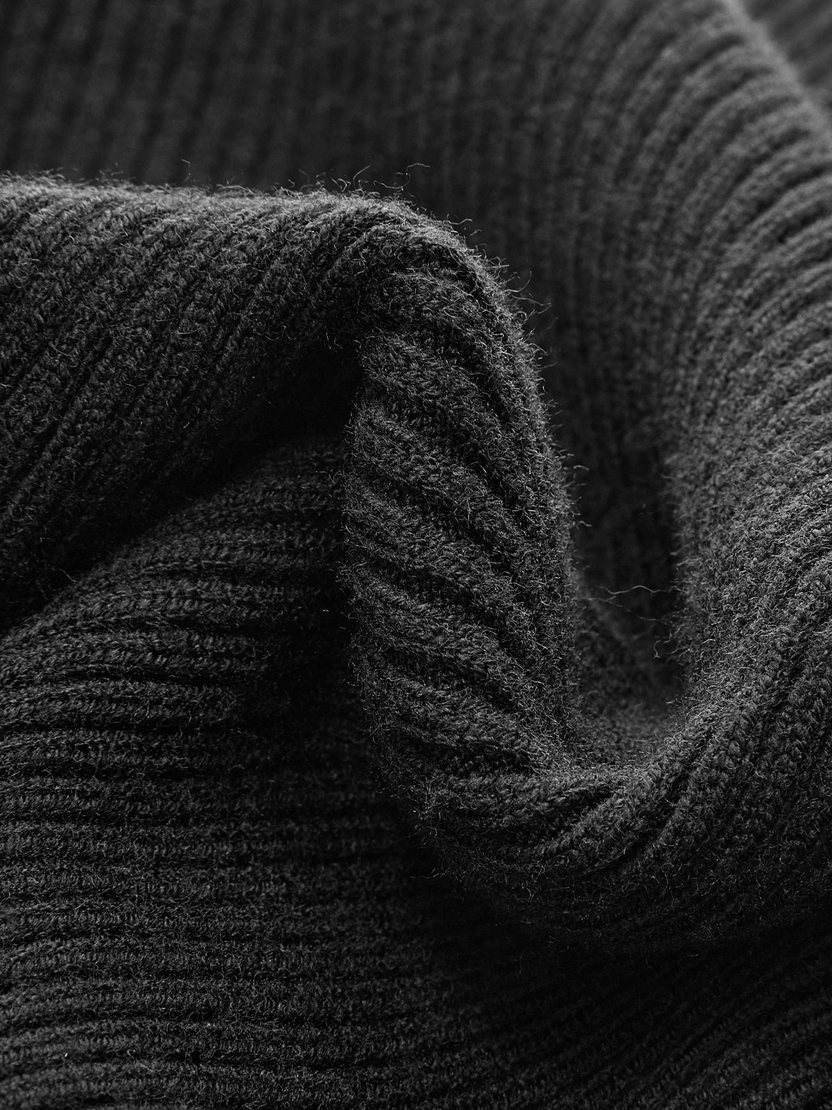 Kontrast Kesim Seksi Örgü Üst