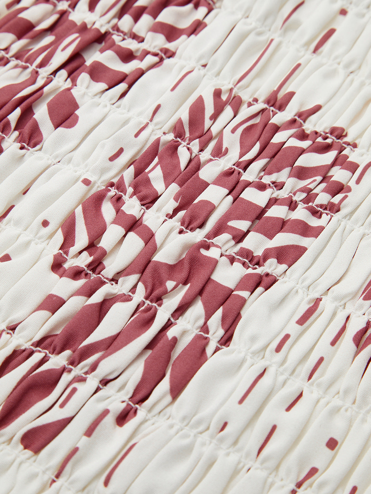 Omuzları Açık Çiçekli Fırfırlı Elbise