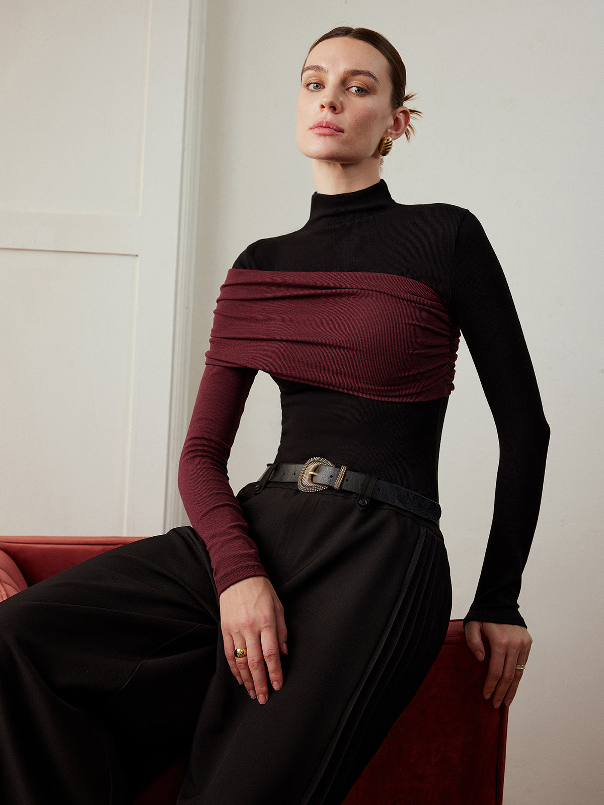 Renk Bloklu Pileli Jersey Slim Üst