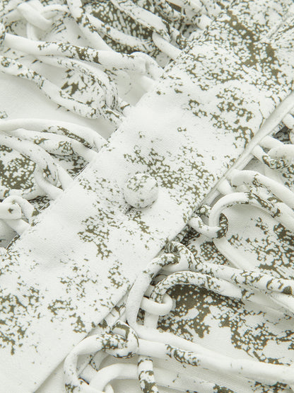 Önü Bağcıklı Çiçekli Puf Kollu Elbise