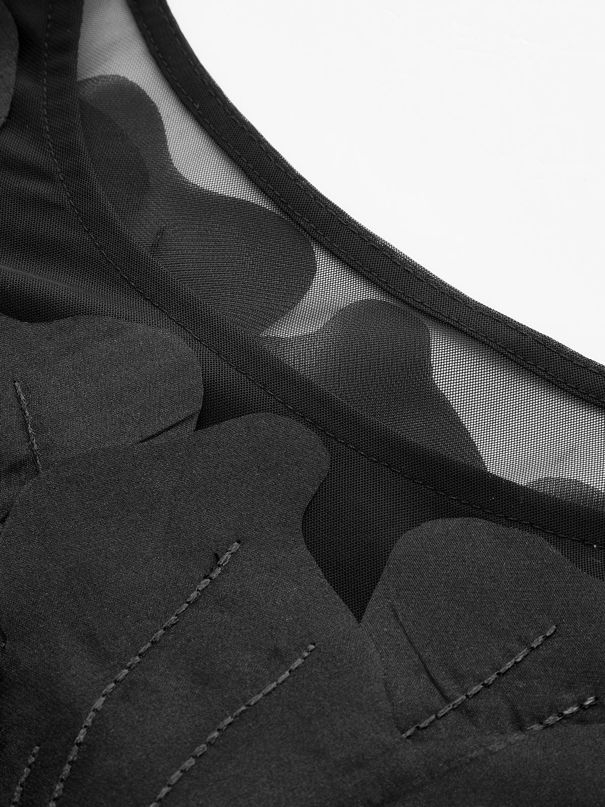 Yarı Şeffaf Çiçek Desenli İnce Bluz