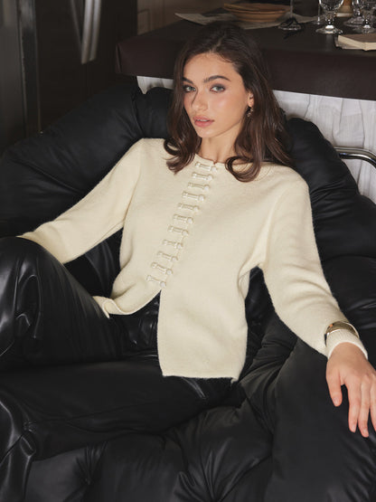 Yuvarlak Yaka Düğümlü Düğmeli Örgü Üst