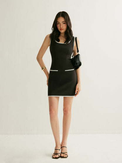 Taraklı Kenarlı Kolsuz Cepli Elbise