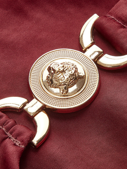 Kapüşonlu Yaka Metal Detaylı Saten Atlet