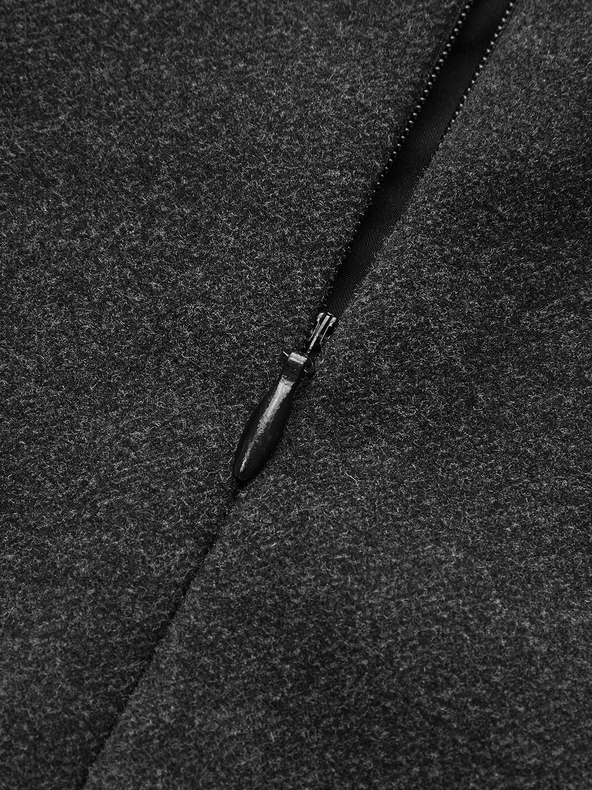 Zarif Pileli Kemerli Mini Etek