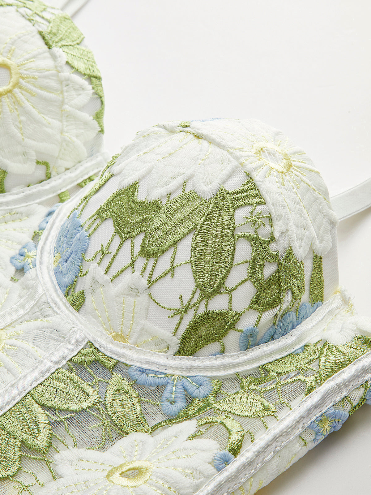 Çiçek İşlemeli Kalp Korse