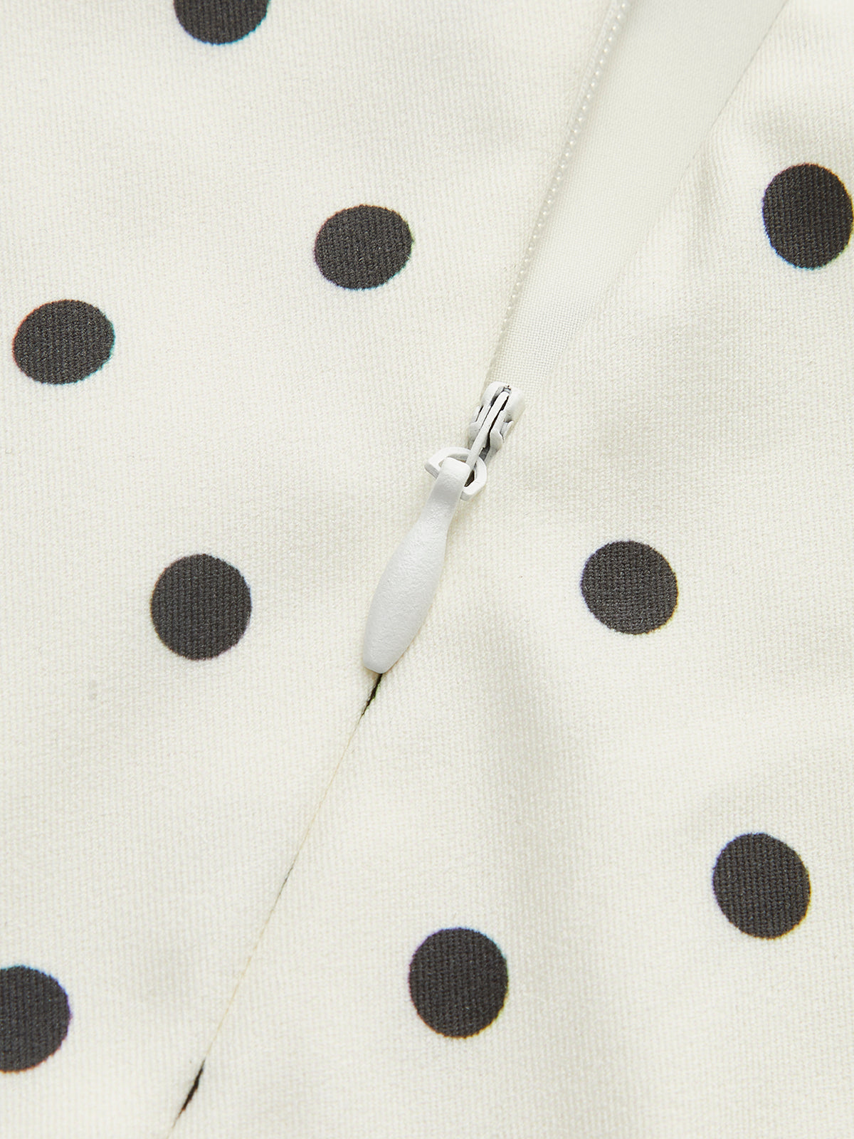 Puantiyeli Bağcıklı Sırt Elbisesi