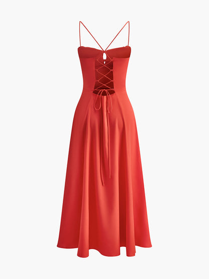 Sırtı Bağcıklı Elbise