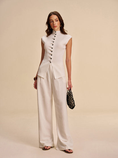 Düğmeli Ön Kolsuz Hırka