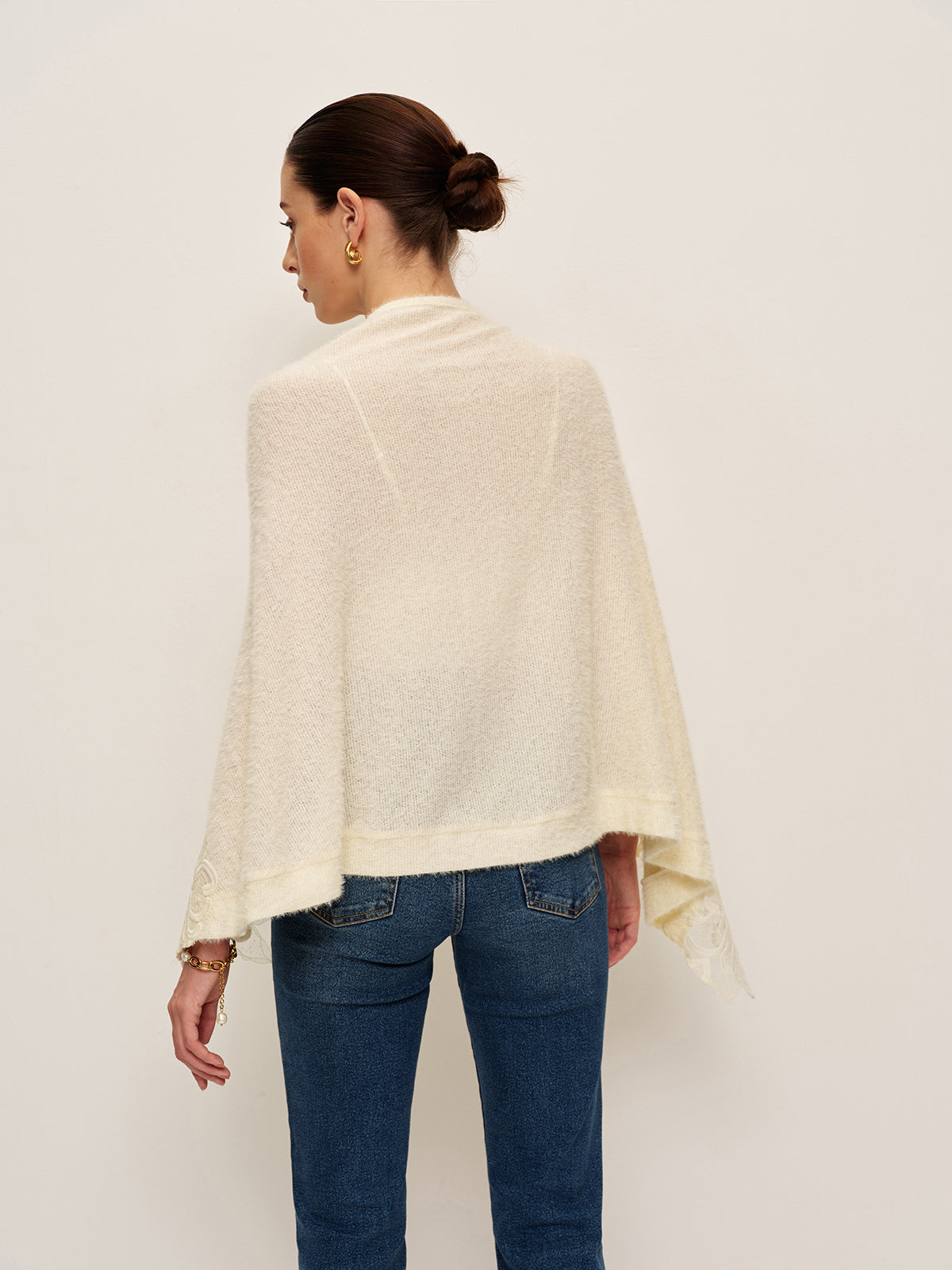 Çiçekli Dantel Şal