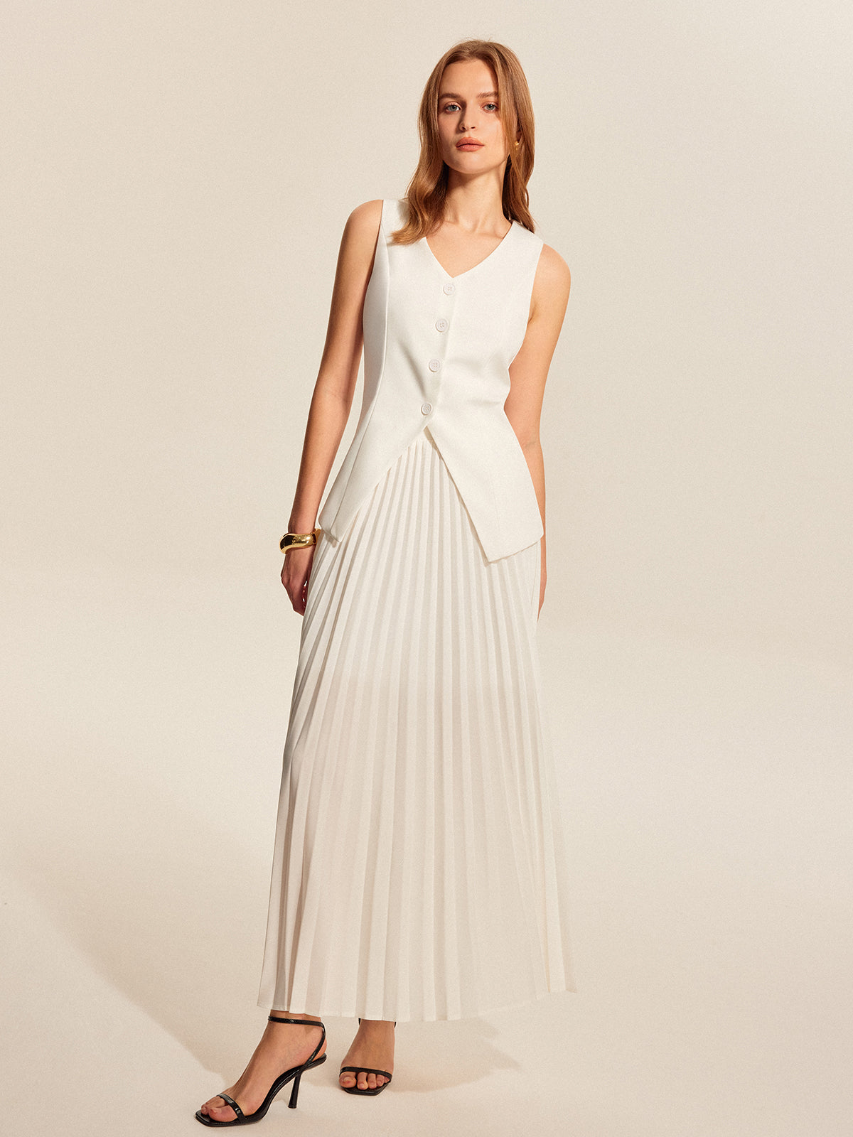 Düğmeli Yelek Pileli Etek Takımı