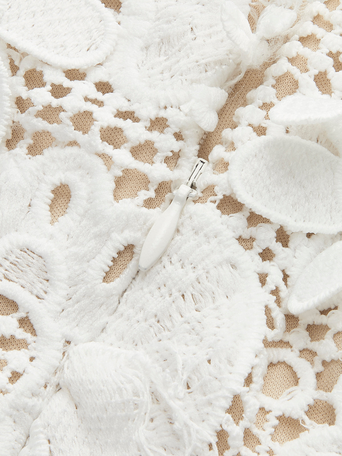 Askısız 3D Çiçekli Dantel Elbise